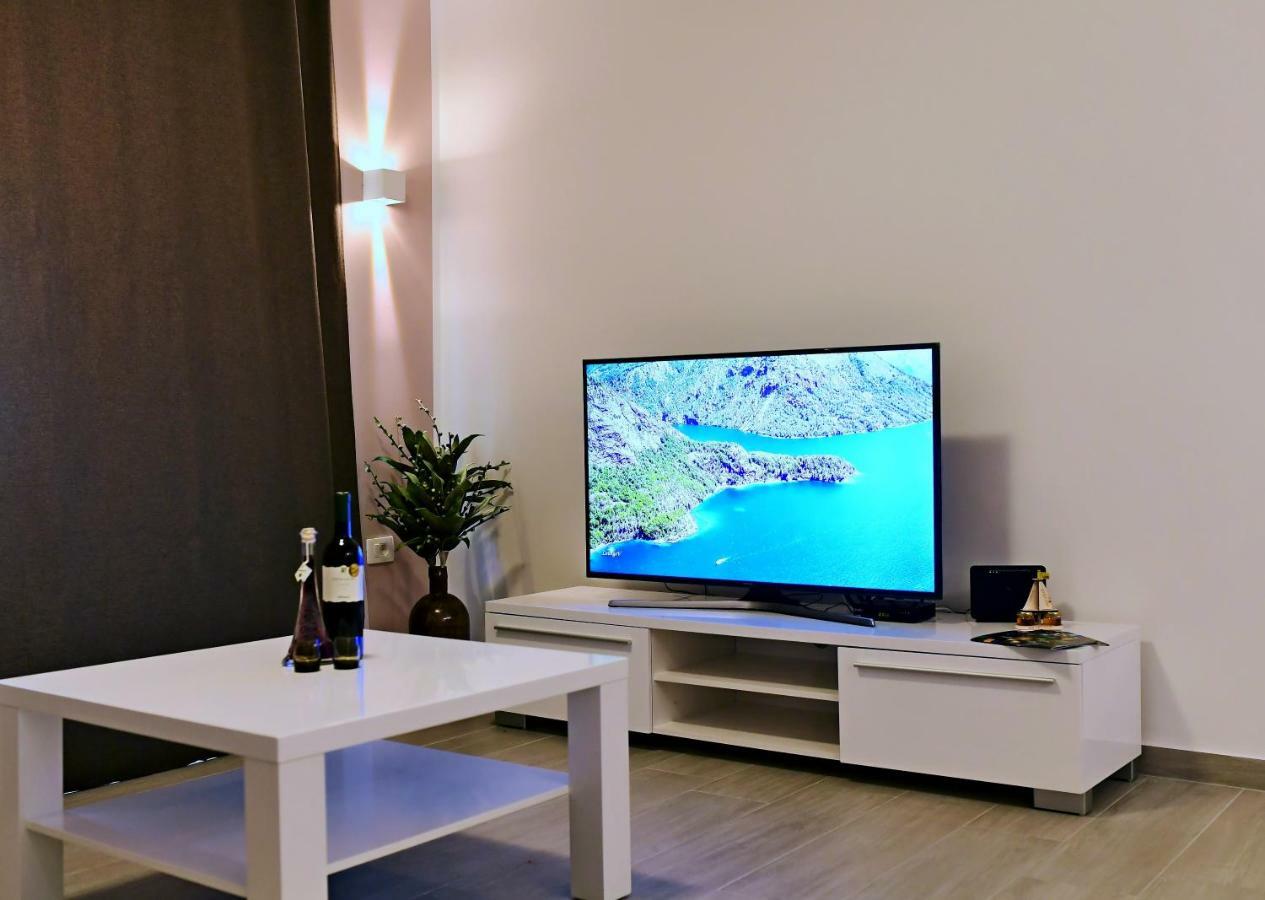 Apartment Luce ニヴィーチェ エクステリア 写真