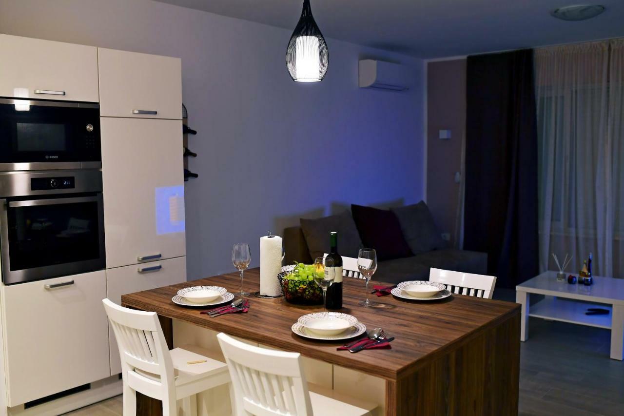 Apartment Luce ニヴィーチェ エクステリア 写真