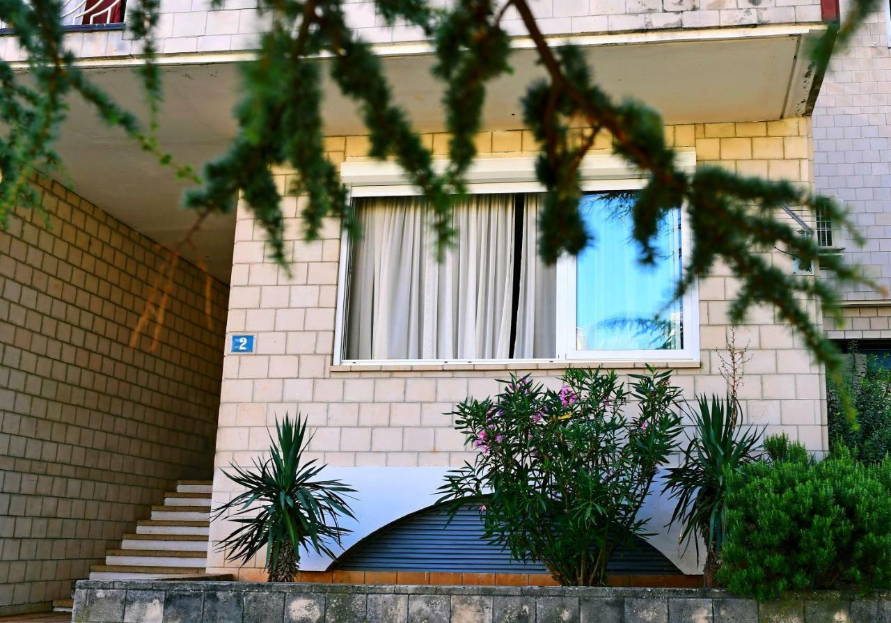 Apartment Luce ニヴィーチェ エクステリア 写真